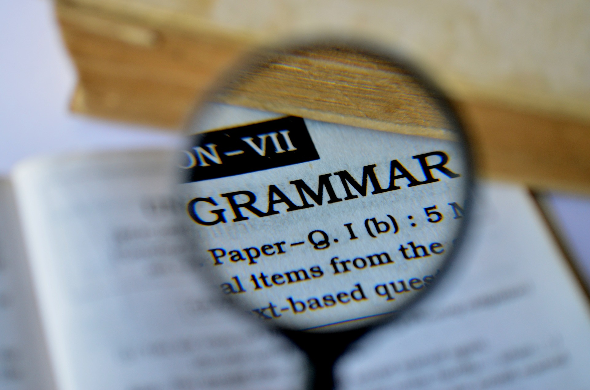 Pratiquer la grammaire avec un document authentique